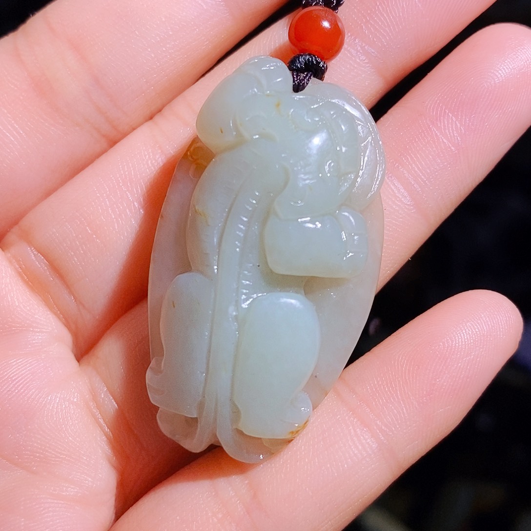 和田玉颈饰未镶嵌