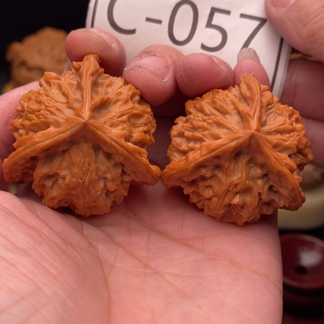 文玩核桃把件正奔39