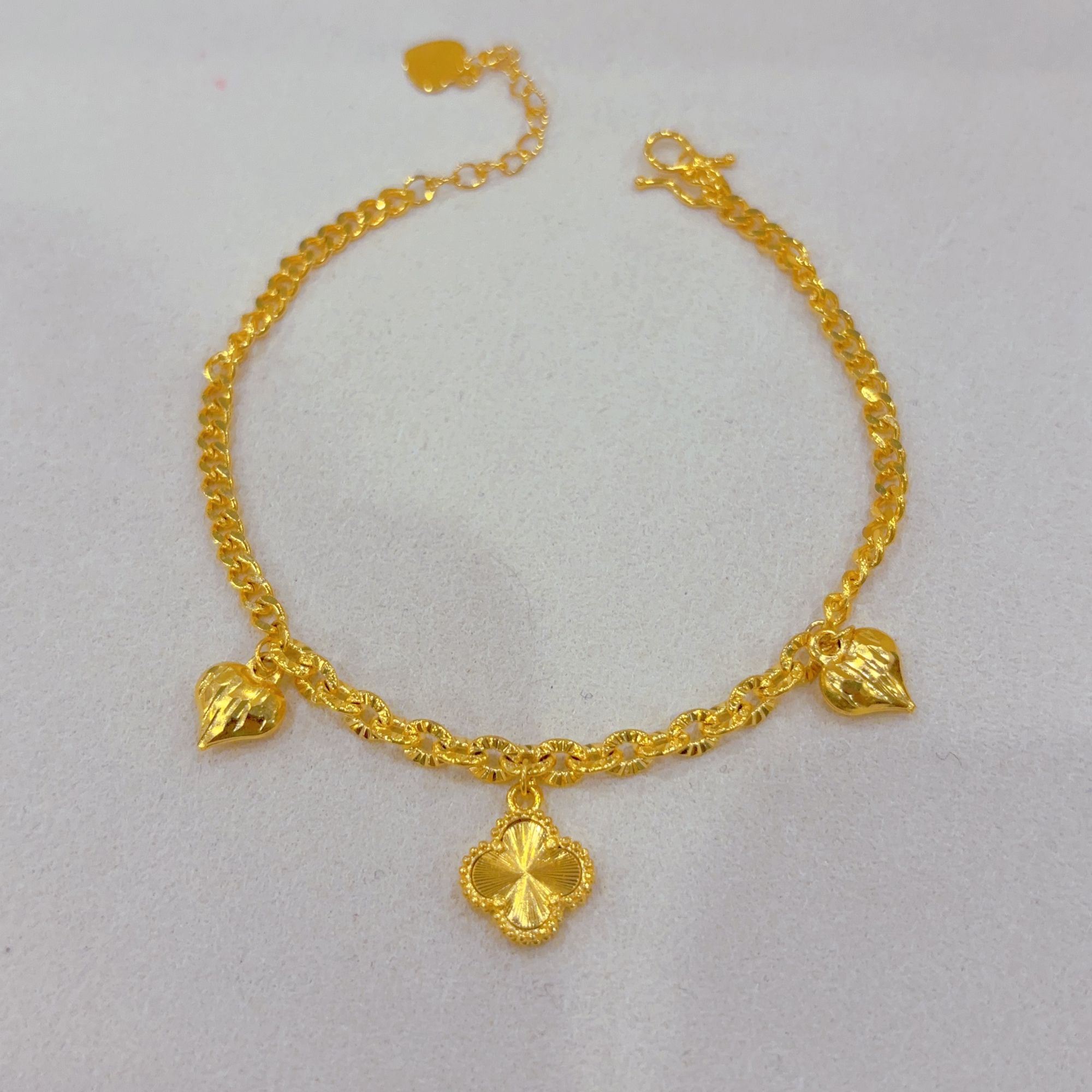 四叶草时尚手链  C