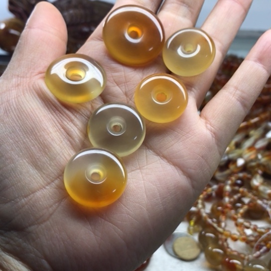 玛瑙/玉髓手链未镶嵌●****体