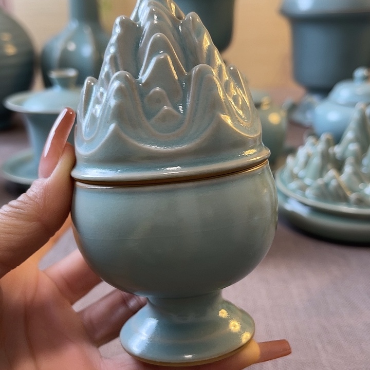 瓷片香炉一一一一一一