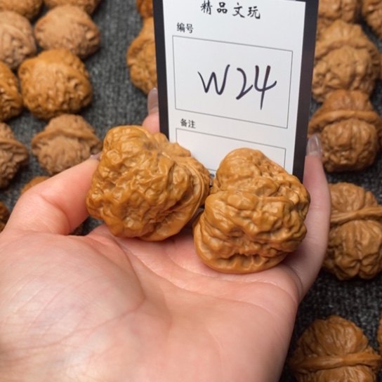 桃核吊坠臭*锅我是第一百