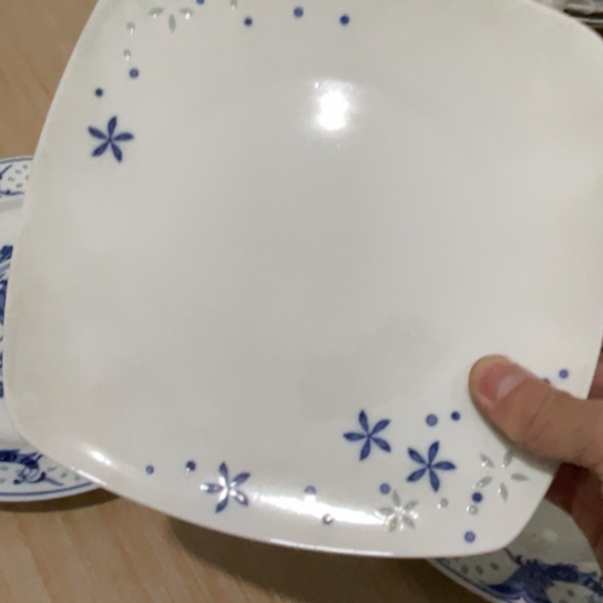 瓷片陶瓷陶瓷8英寸浅窝青花玲珑