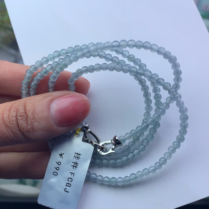 翡翠手镯未镶嵌天然翡翠