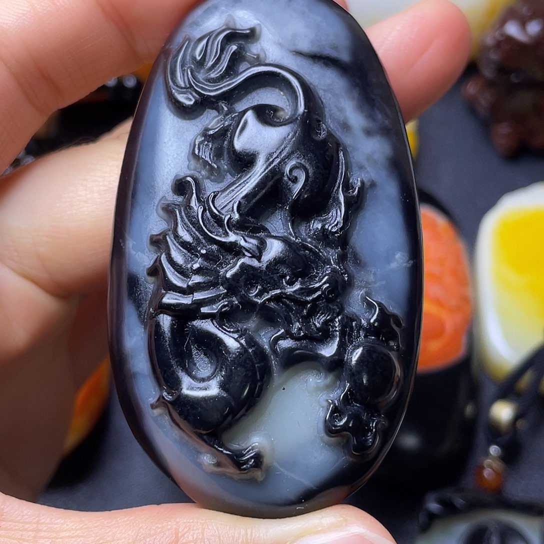 知***哥和田玉未镶嵌挂件