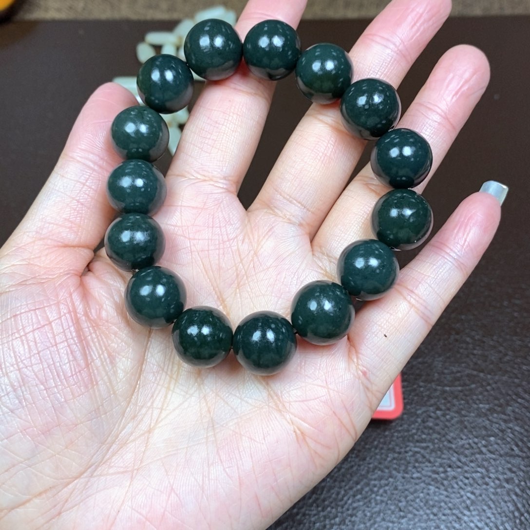 寵***孞和田玉（糖玉）未镶嵌手链