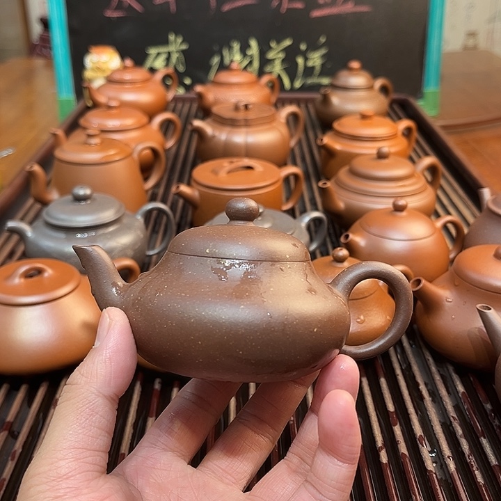 紫砂茶壶紫泥调沙君德180cc点搪成型