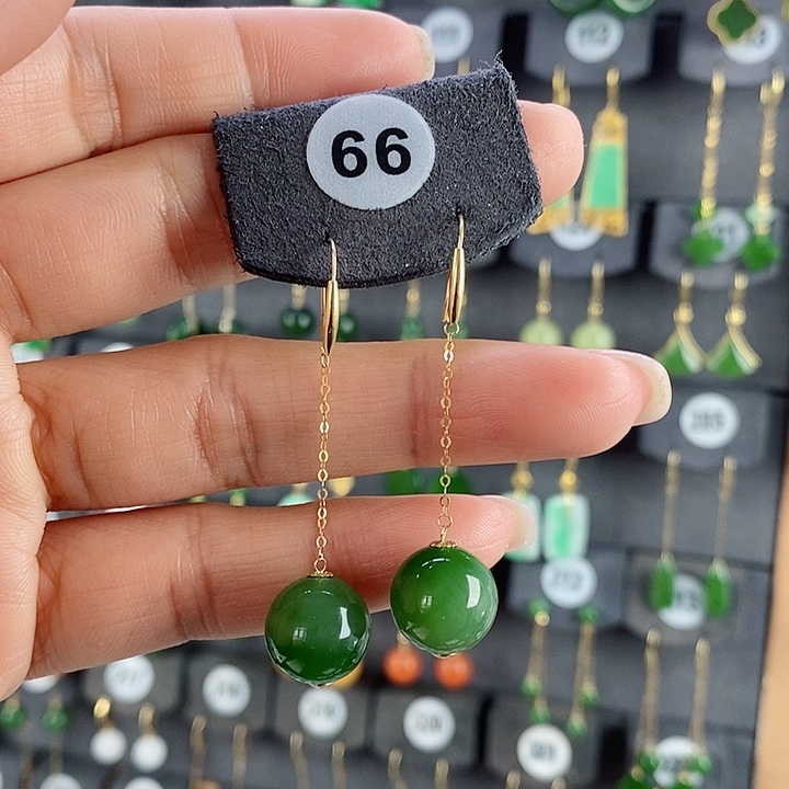 和田玉耳饰18K金镶嵌