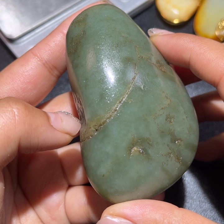 和田玉未镶嵌珠宝奇石