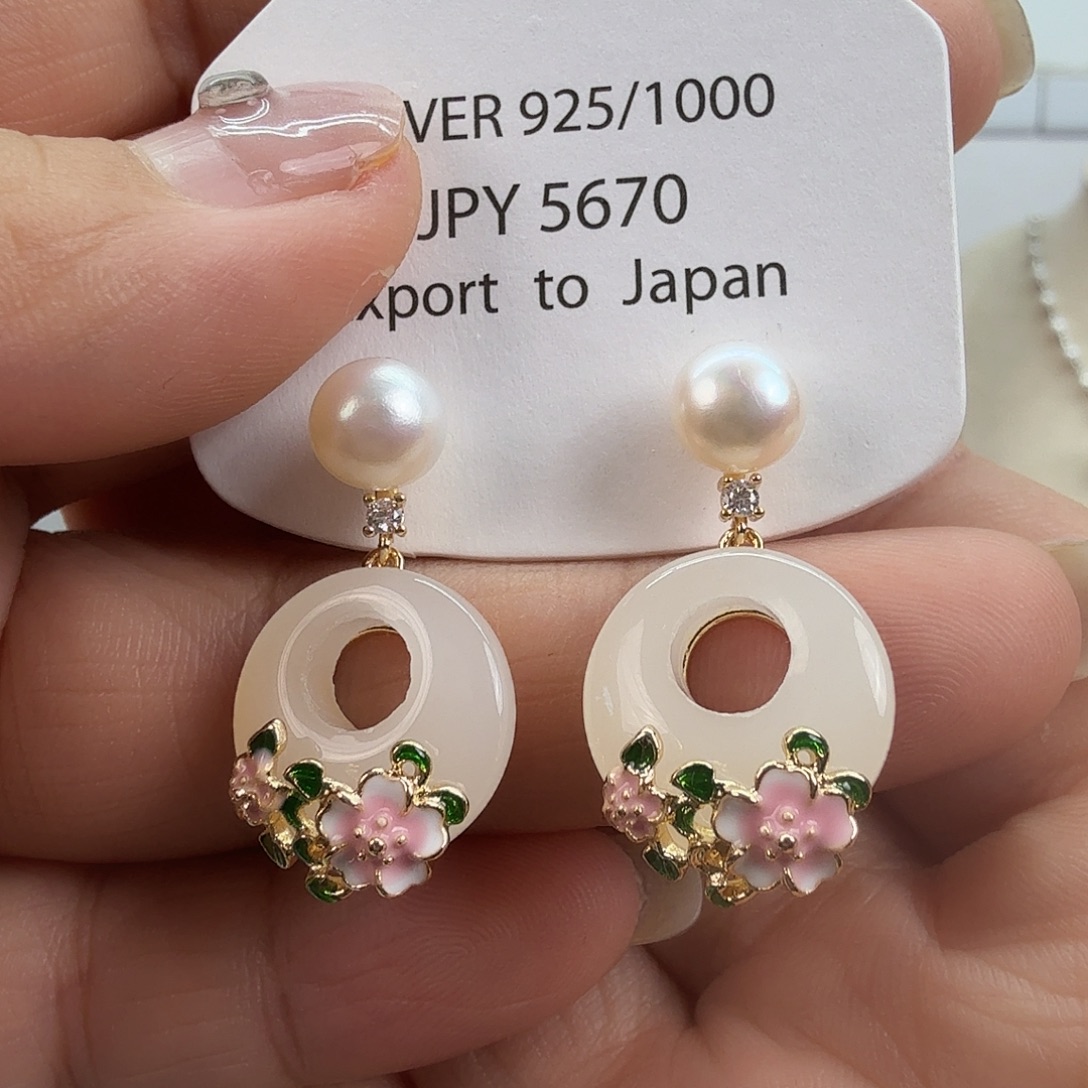 淡水珍珠未镶嵌耳饰