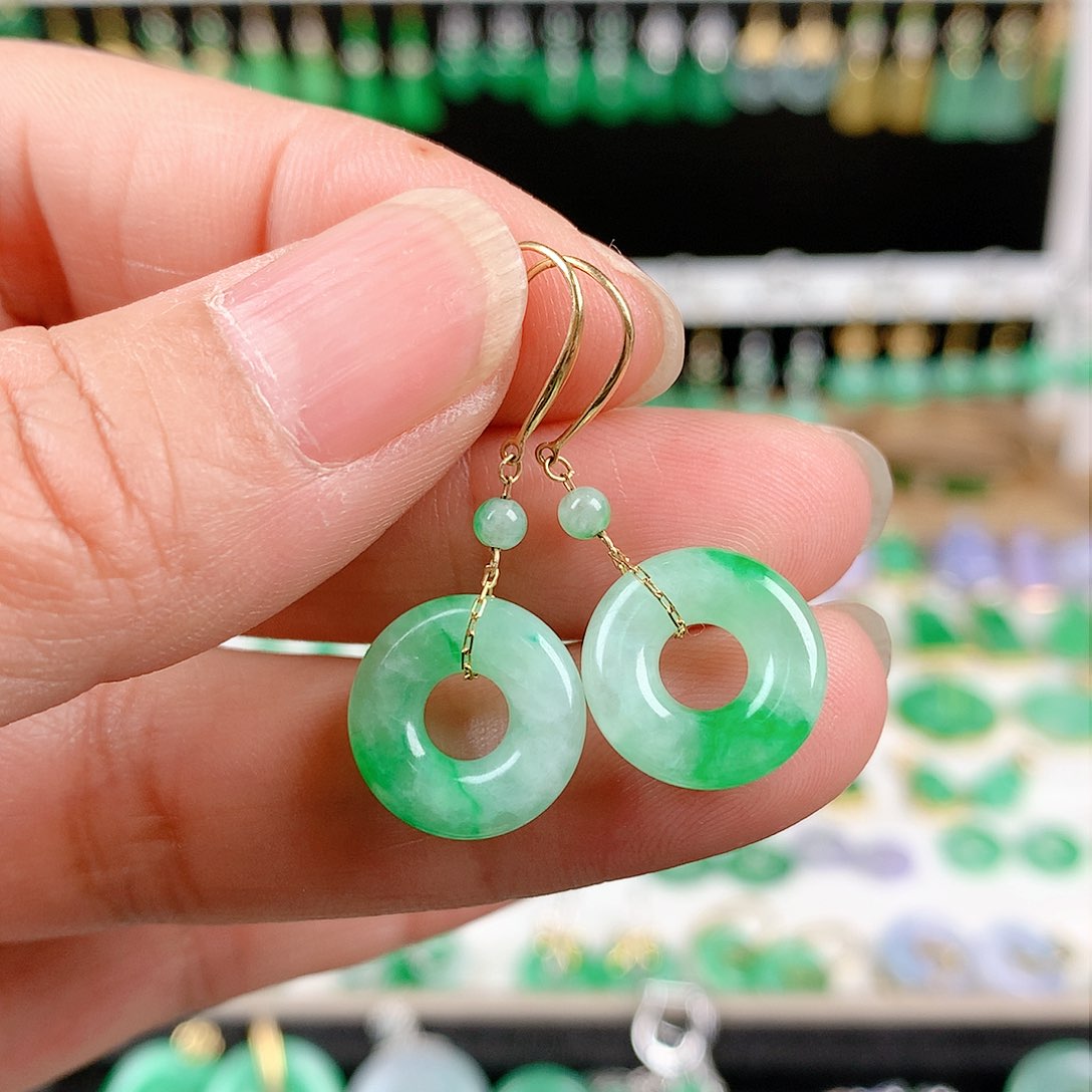 翡翠耳饰18K金镶嵌的