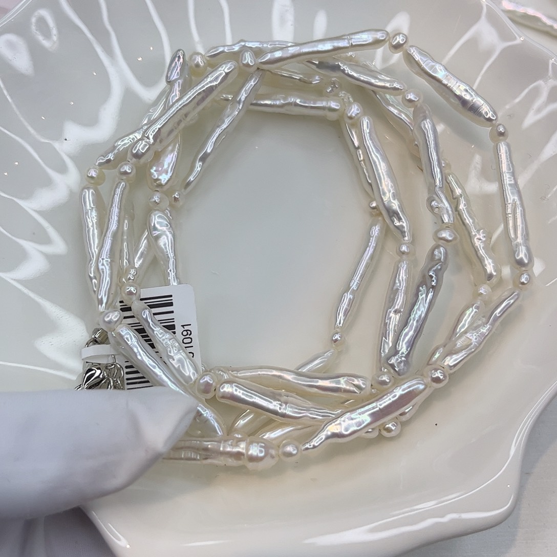 淡水珍珠颈饰合金