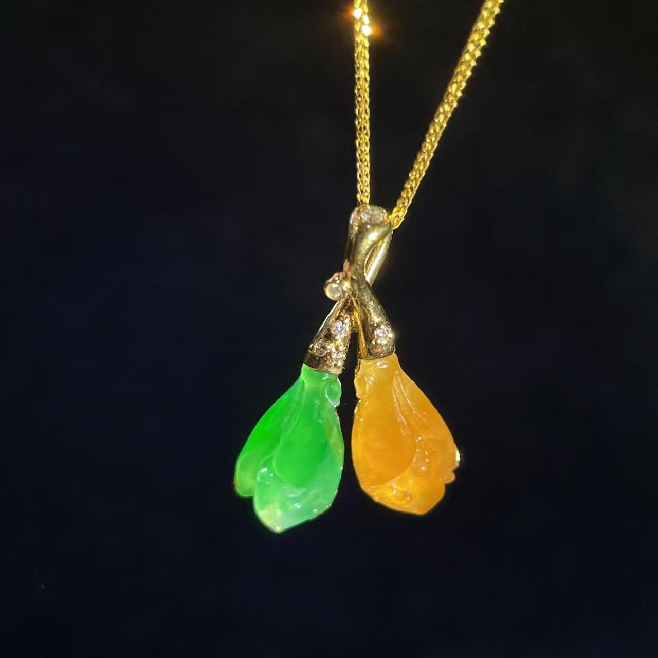 高冰双彩翡翠玉兰花吊坠时尚气质挂坠