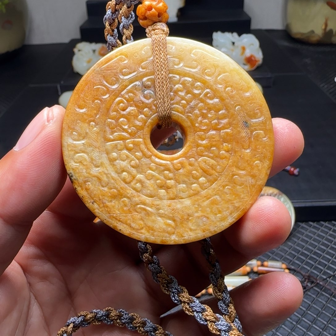 湘***哥和田玉未镶嵌挂件