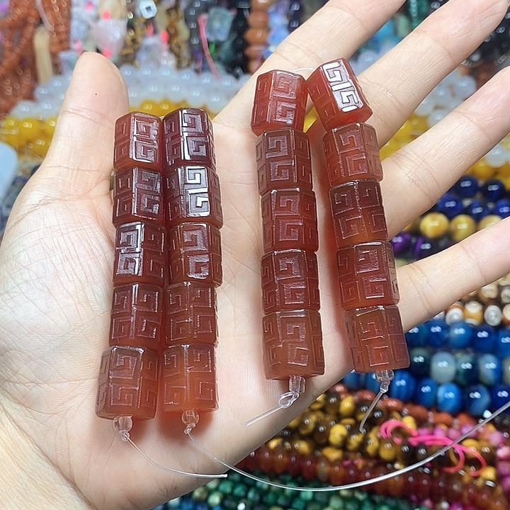 未镶嵌玛瑙/玉髓珠宝半成品福利款：玛瑙回纹雕刻卡12*15mm10颗