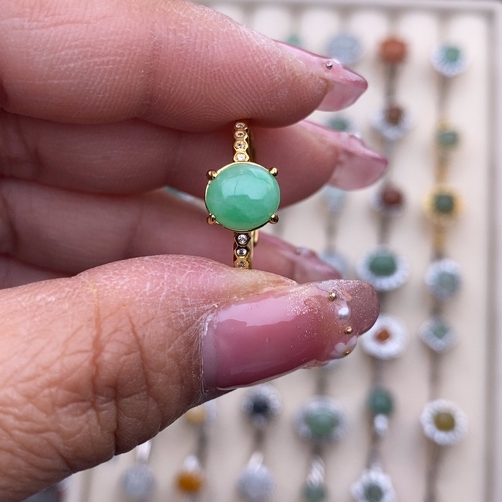 未镶嵌戒指翡翠小*爱缅甸