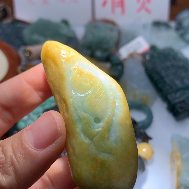 翡翠颈饰未镶嵌保真天然A货翡翠