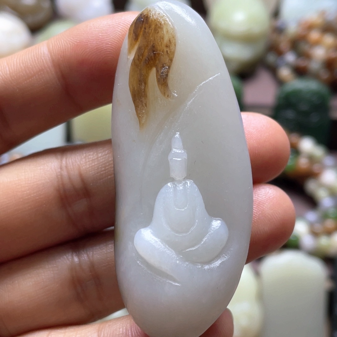 颈饰未镶嵌和田玉