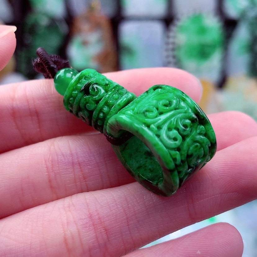 【闪购商品】翡翠颈饰未镶嵌天然