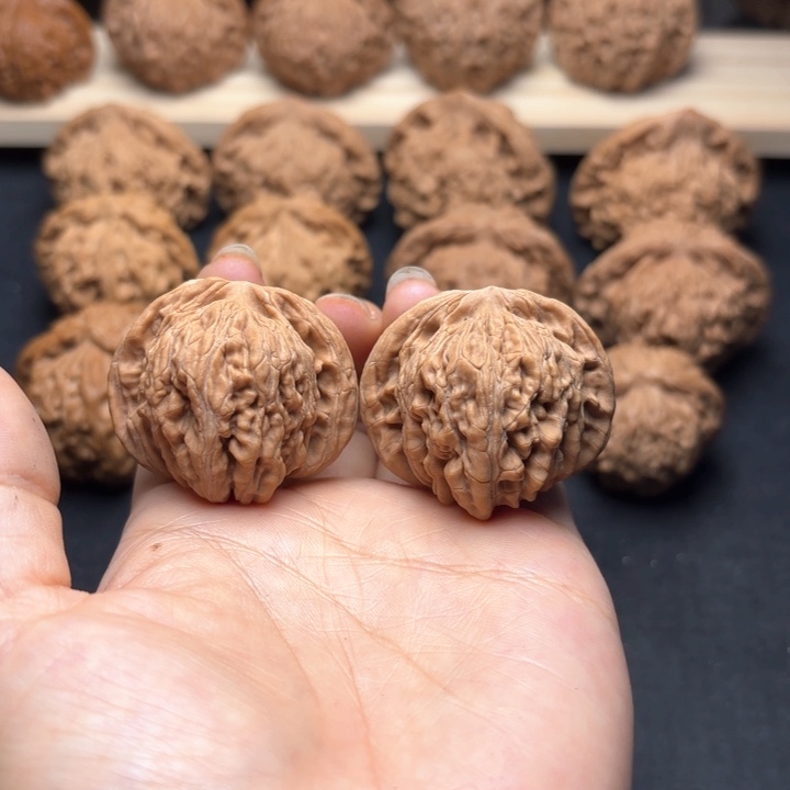 文玩核桃把件38四座楼