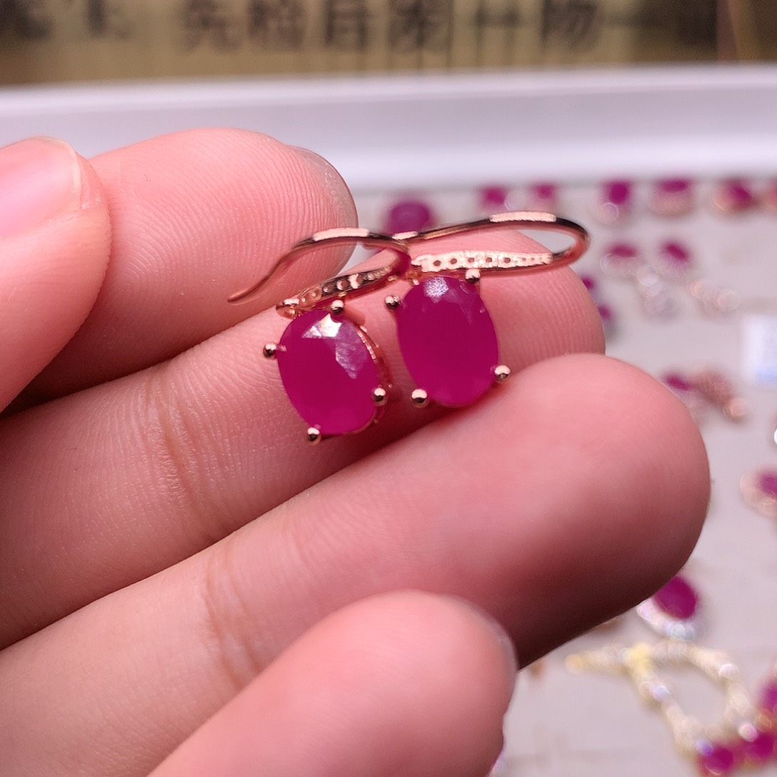 红宝石耳饰银S925镶嵌