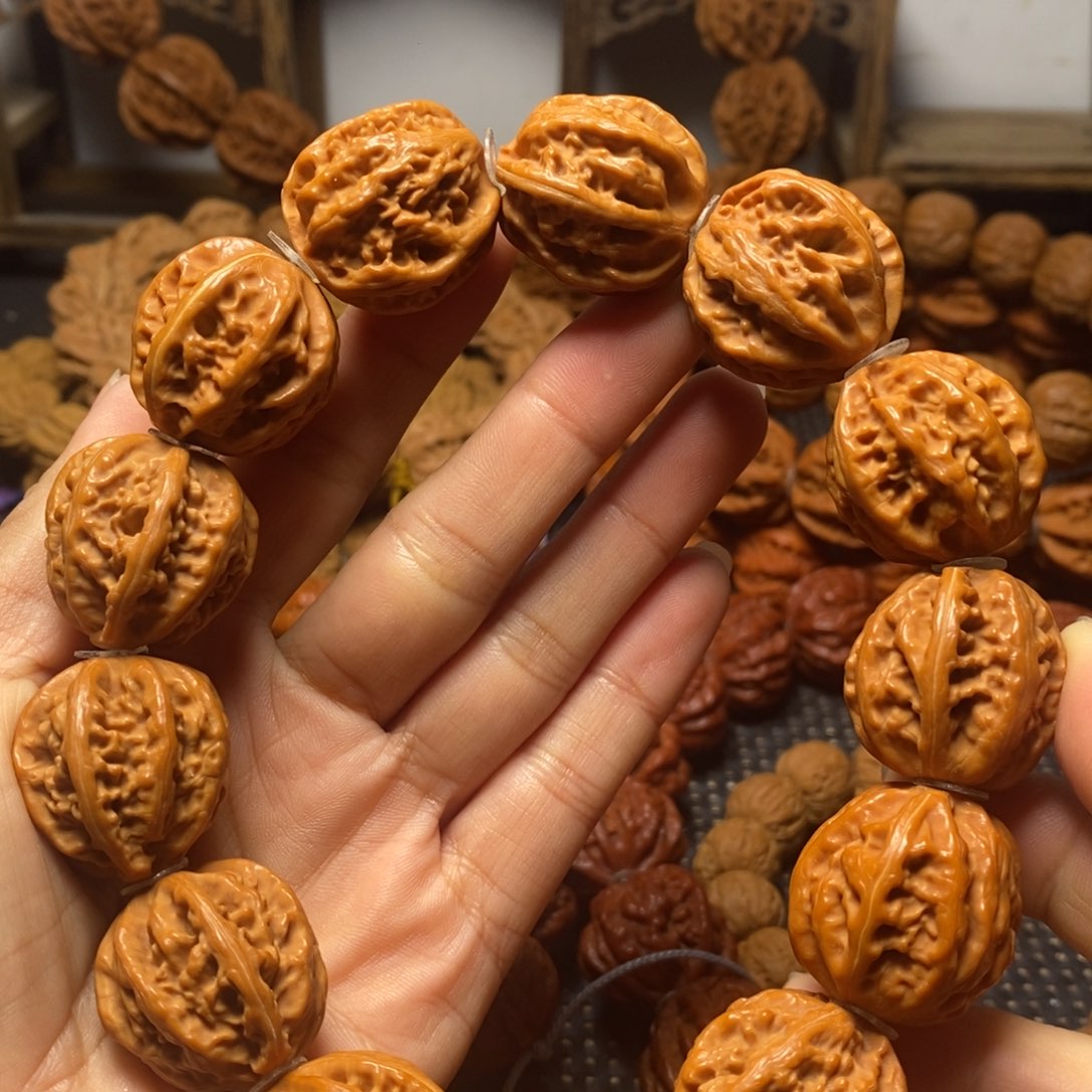 手串文玩核桃龙脊八棱手持