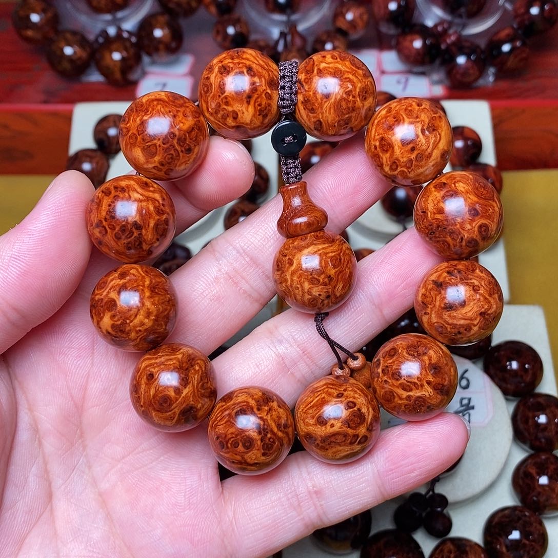 至***力黄花梨/降香黄檀海南黄花梨