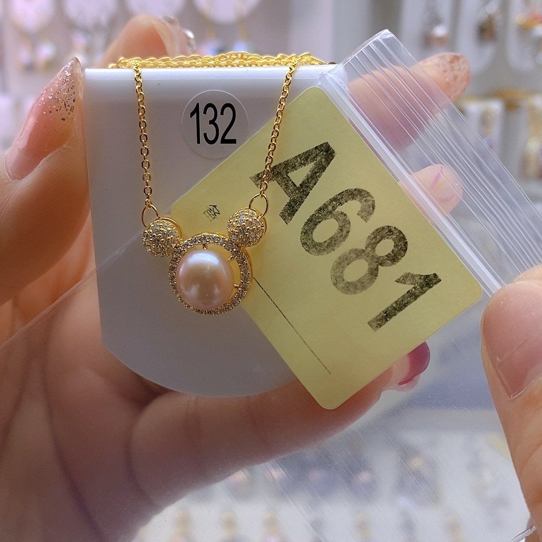 淡水珍珠颈饰未镶嵌