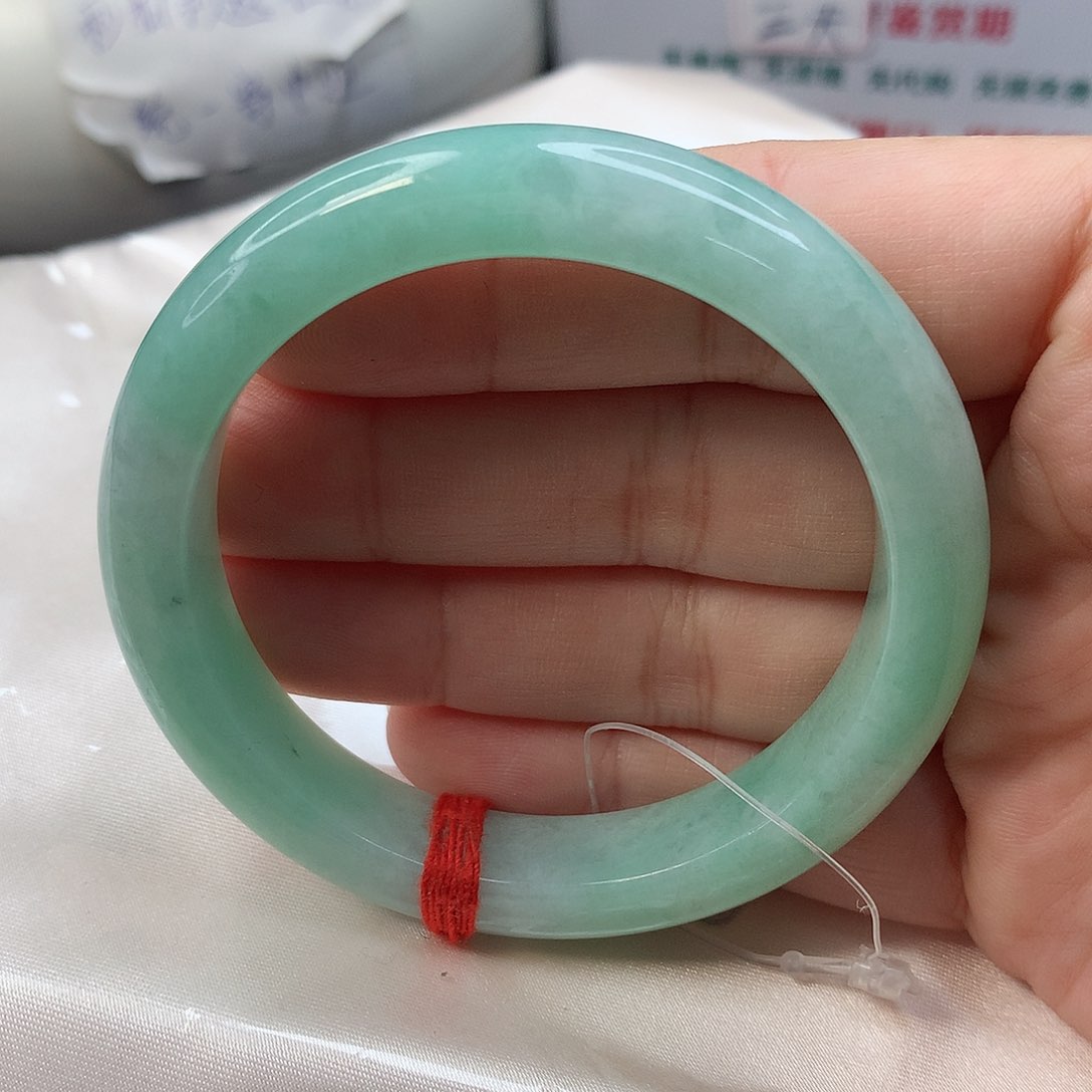 未镶嵌手镯翡翠16