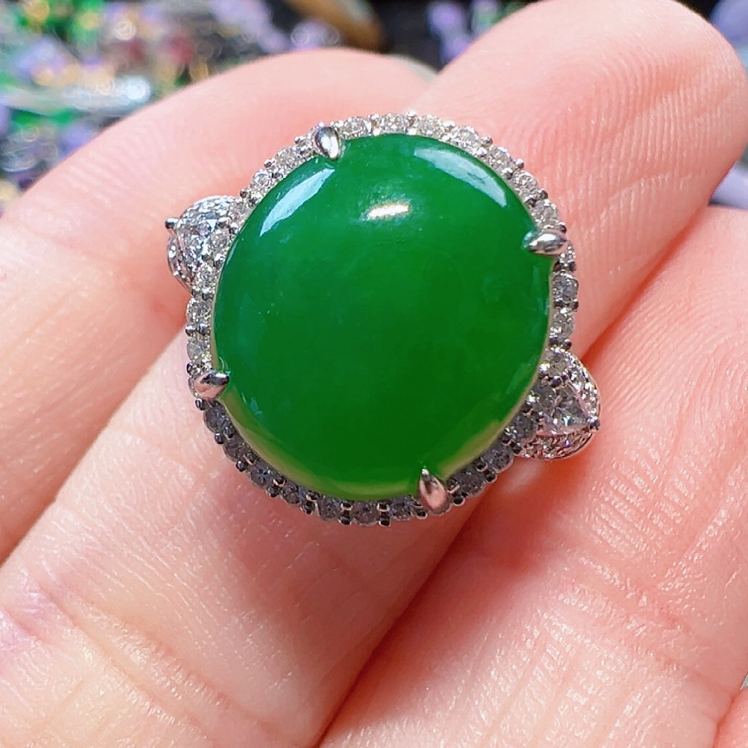 翡翠戒指18K金镶嵌签收后24小时鉴赏期