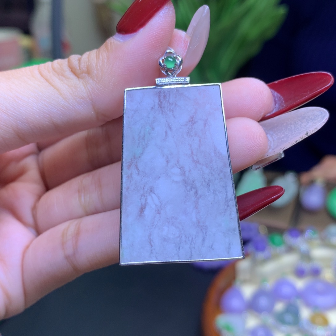 翡翠颈饰18K金镶嵌天然