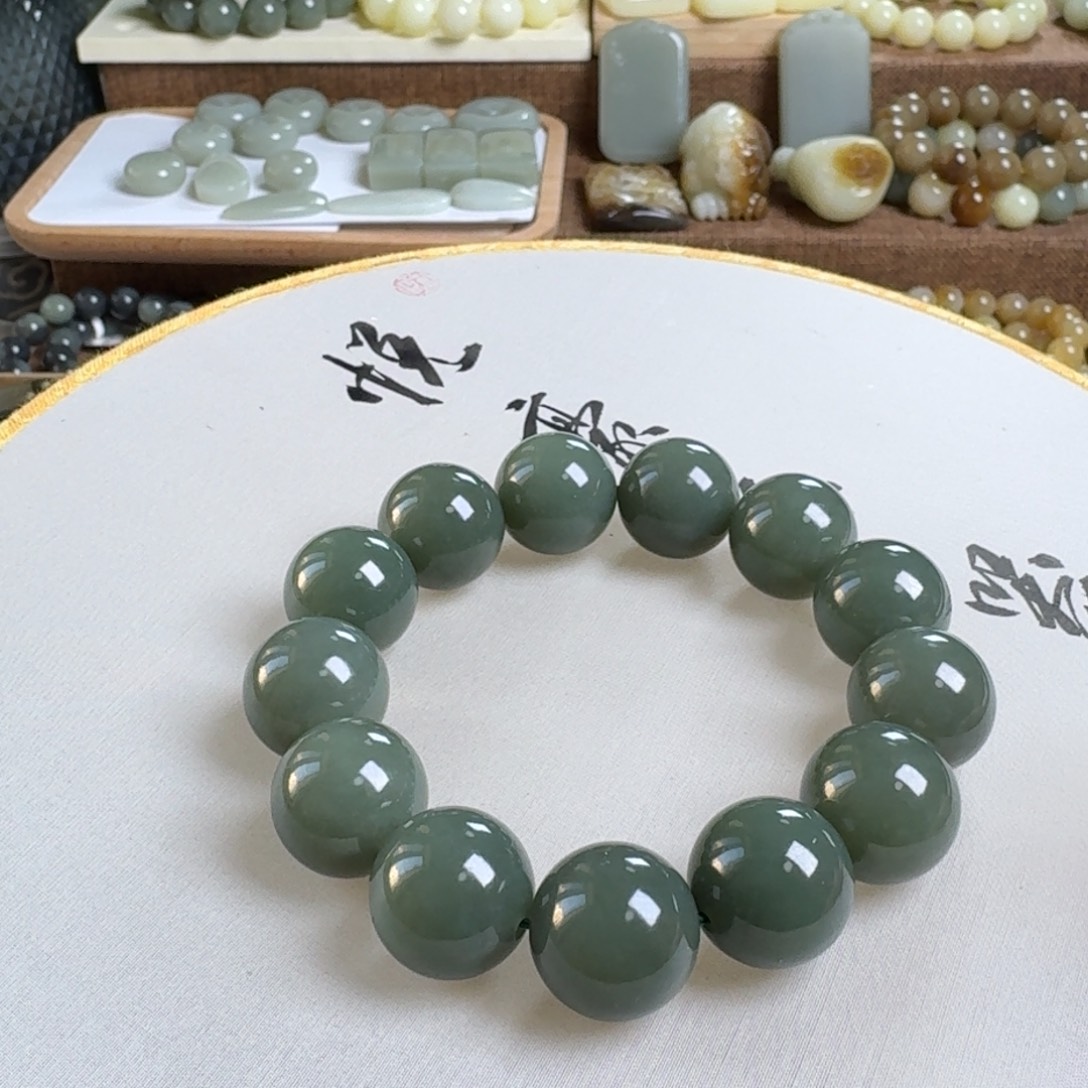 大***怪和田玉未镶嵌手链