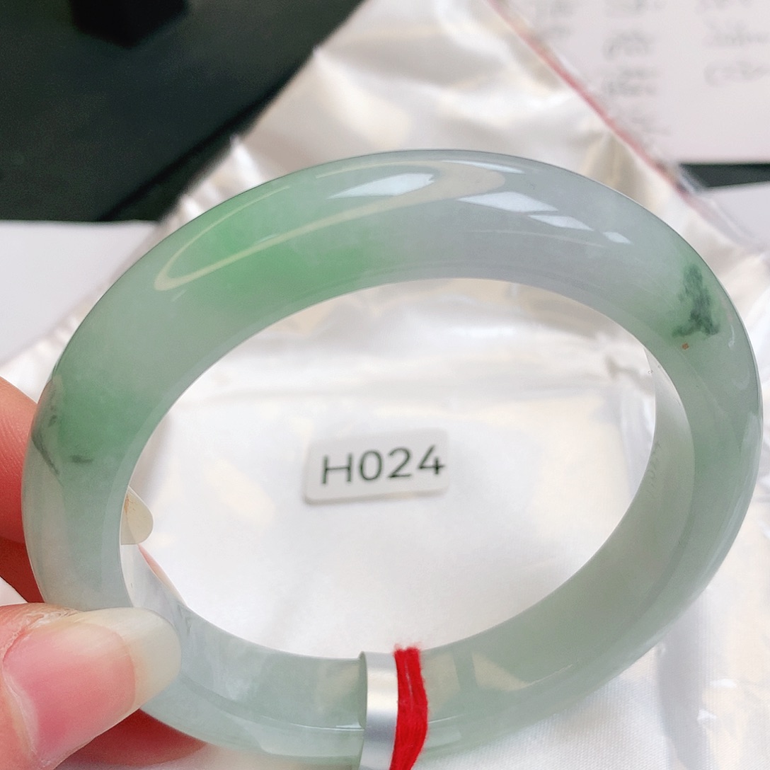 【闪购商品】翡翠手镯未镶嵌缅甸天然a货翡翠