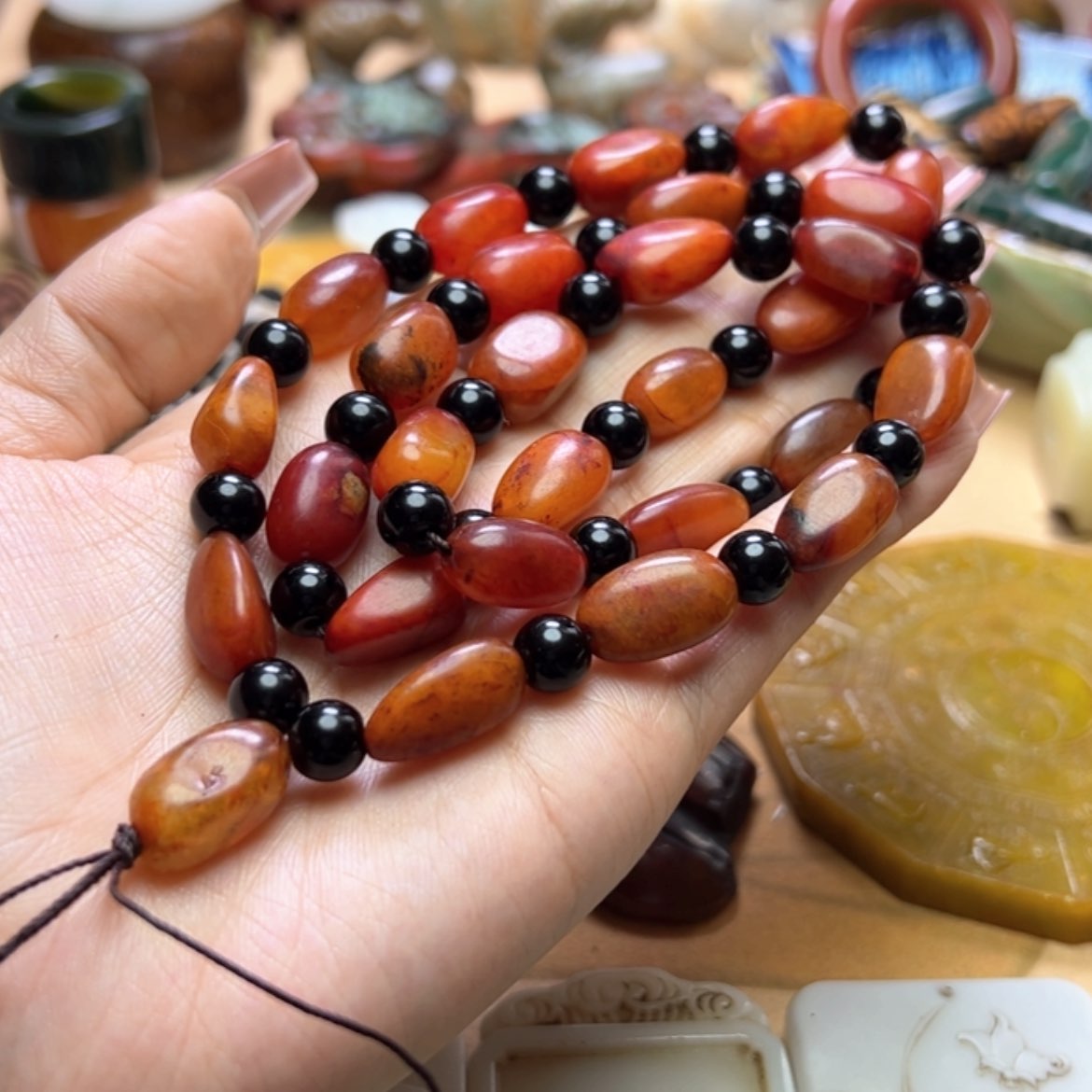 【闪购商品】蛇纹石玉颈饰未镶嵌