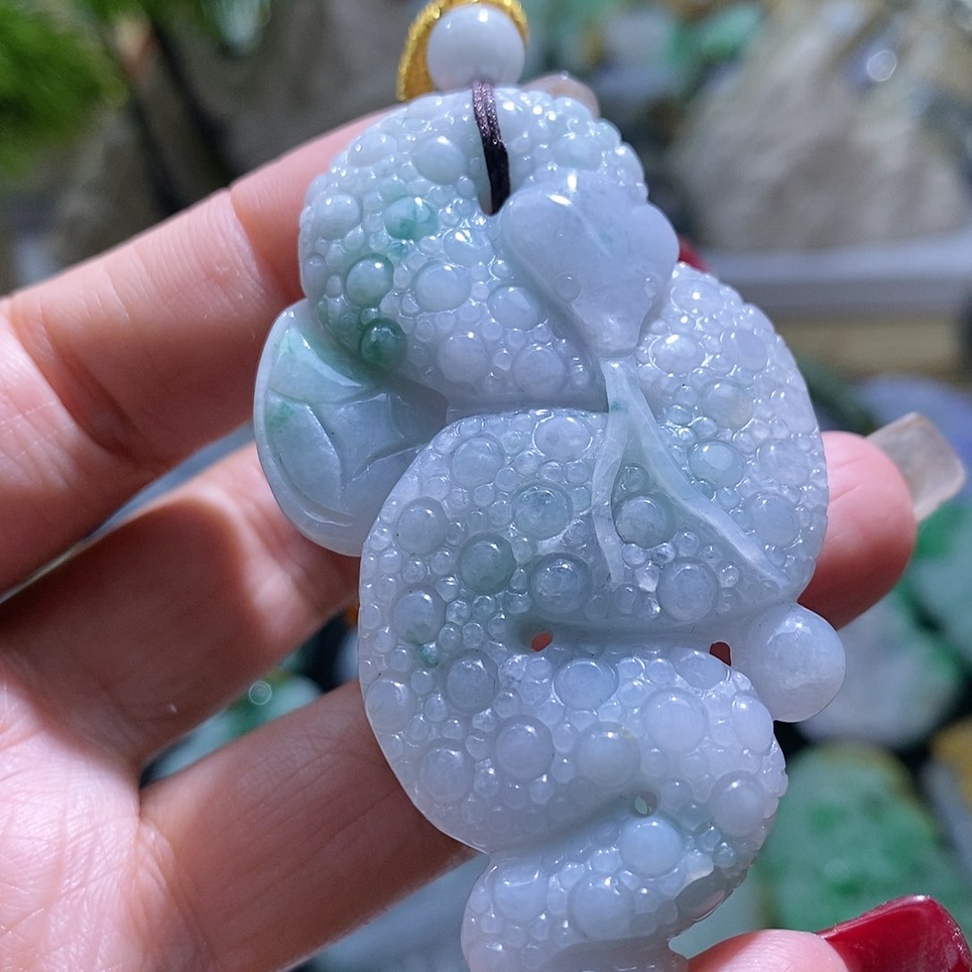 【闪购商品】翡翠颈饰未镶嵌蛇