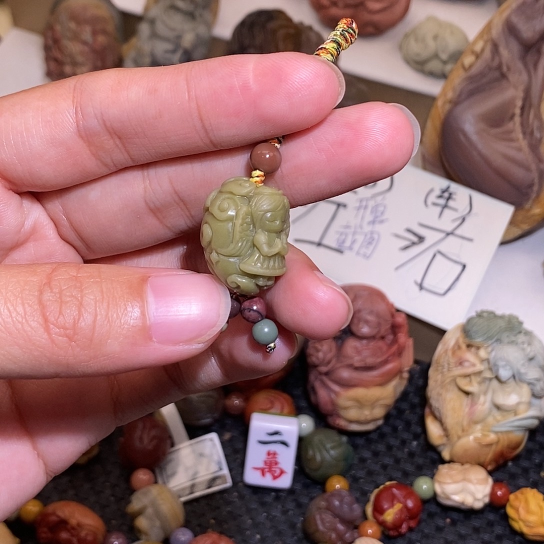 石英质玉（阿拉善玉）未镶嵌手链