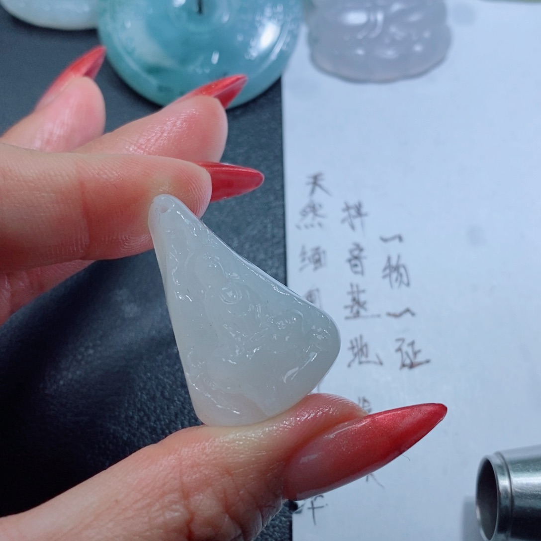 定制翡翠未镶嵌定制吊坠