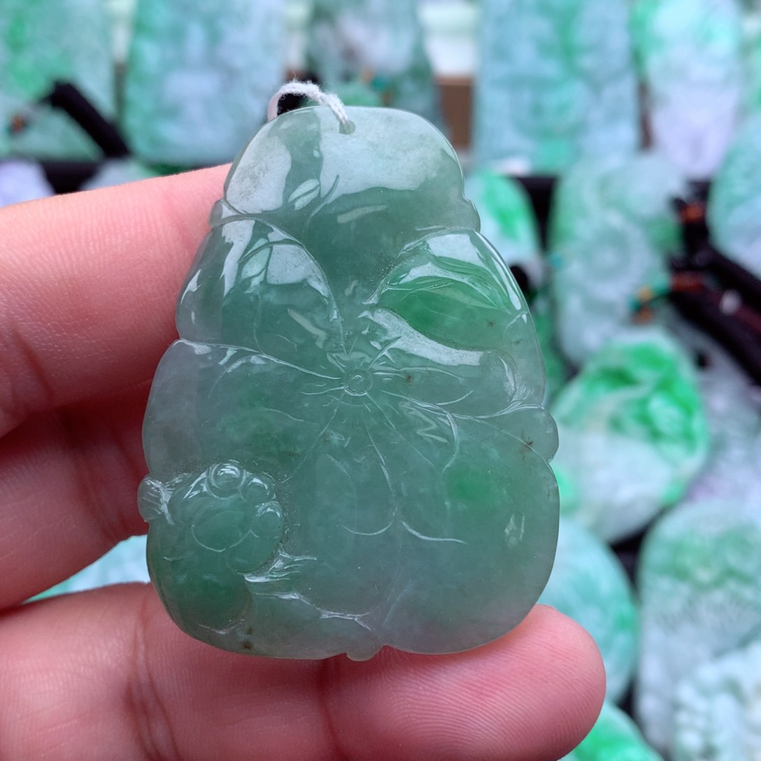 翡翠吊坠(不含链)未镶嵌