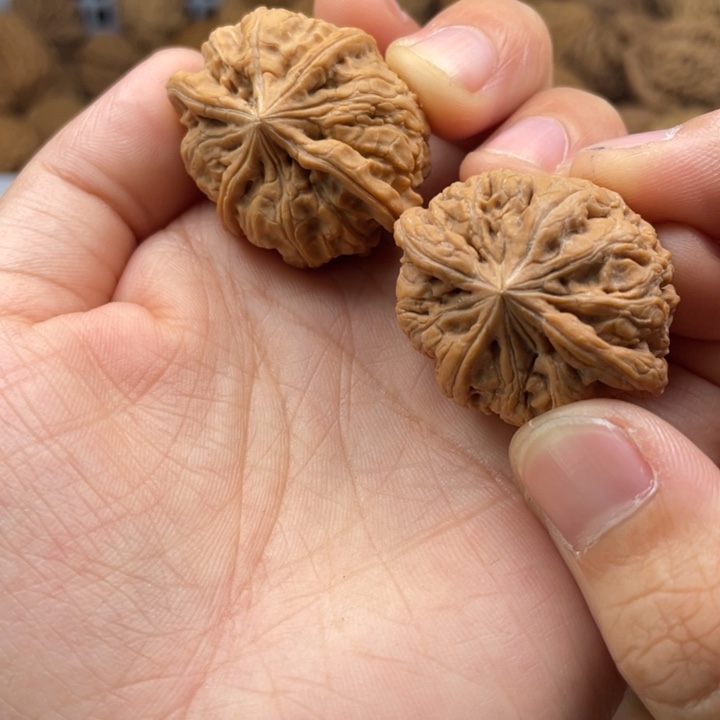 吊坠文玩核桃雨花是四愣