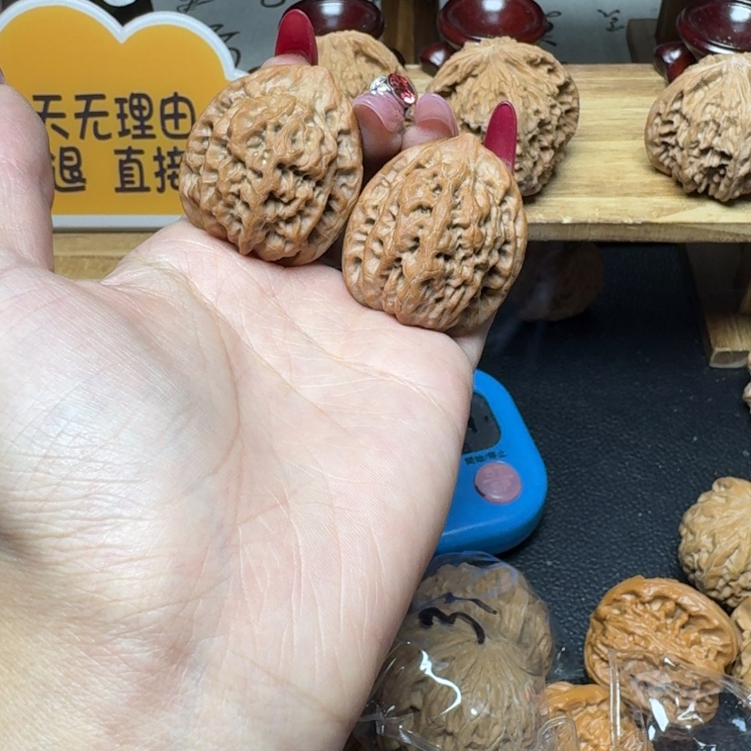 吊坠文玩核桃34佛度全品