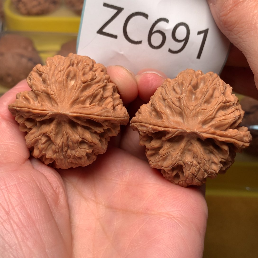 文玩核桃把件肉球苹果42