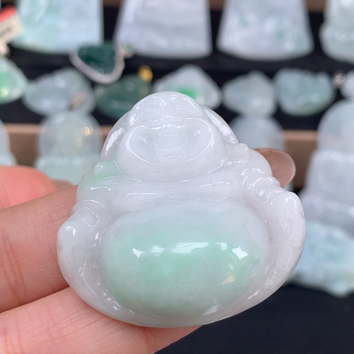 颈饰未镶嵌翡翠佛公