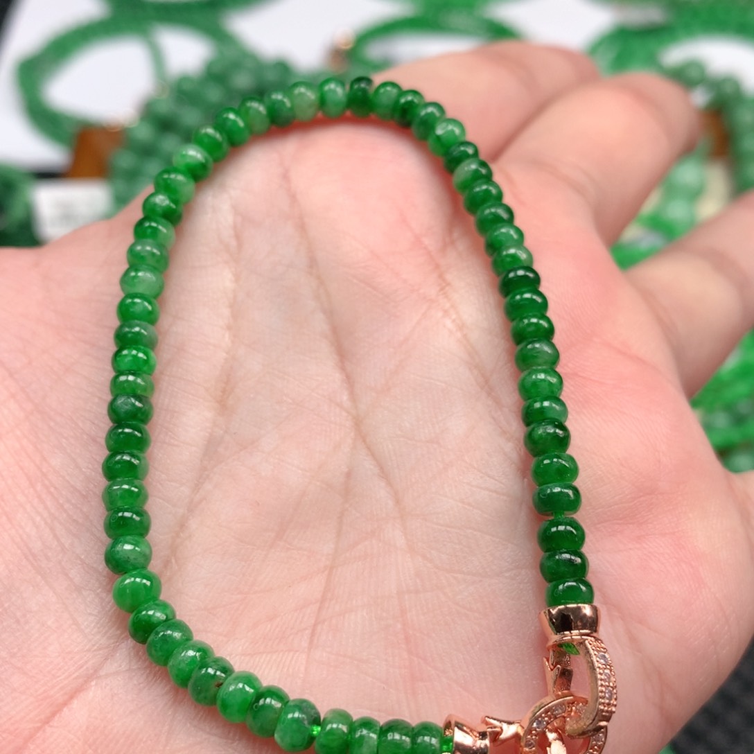 翡翠手链未镶嵌翡翠