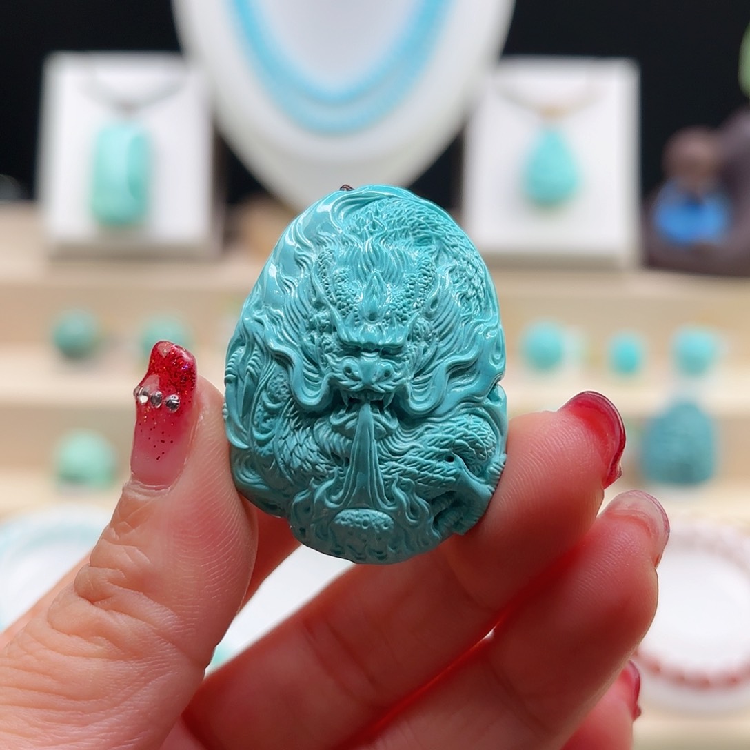 绿松石配饰未镶嵌