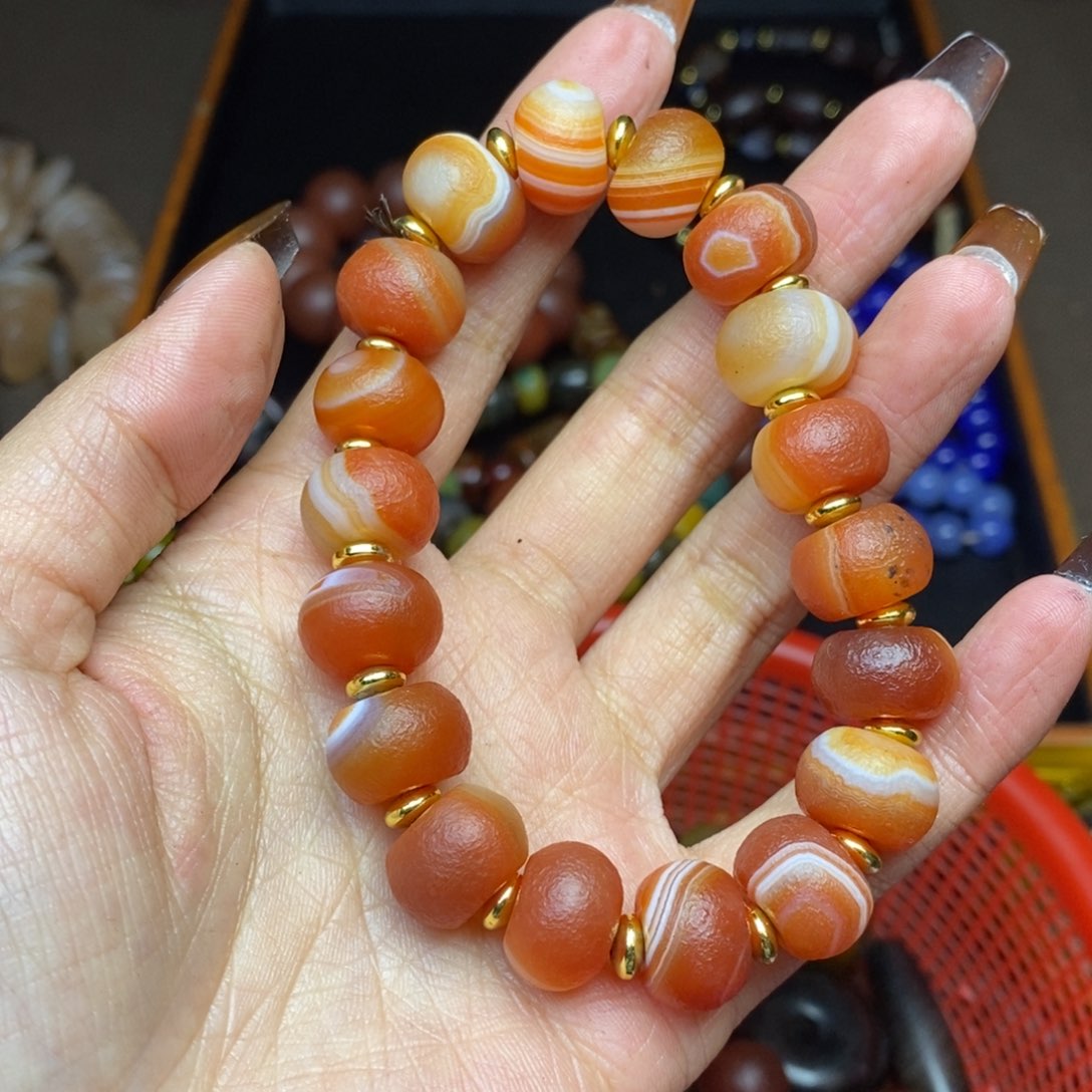 玛瑙/玉髓颈饰未镶嵌