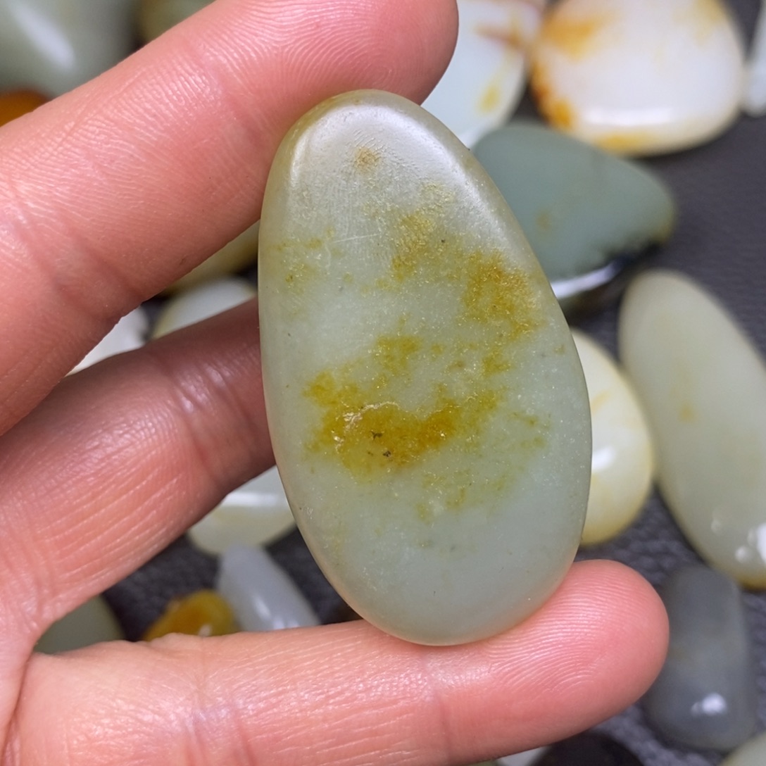 和田玉（糖玉）挂件^_^未镶嵌