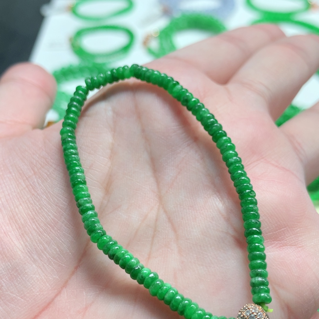 翡翠未镶嵌手链翡翠