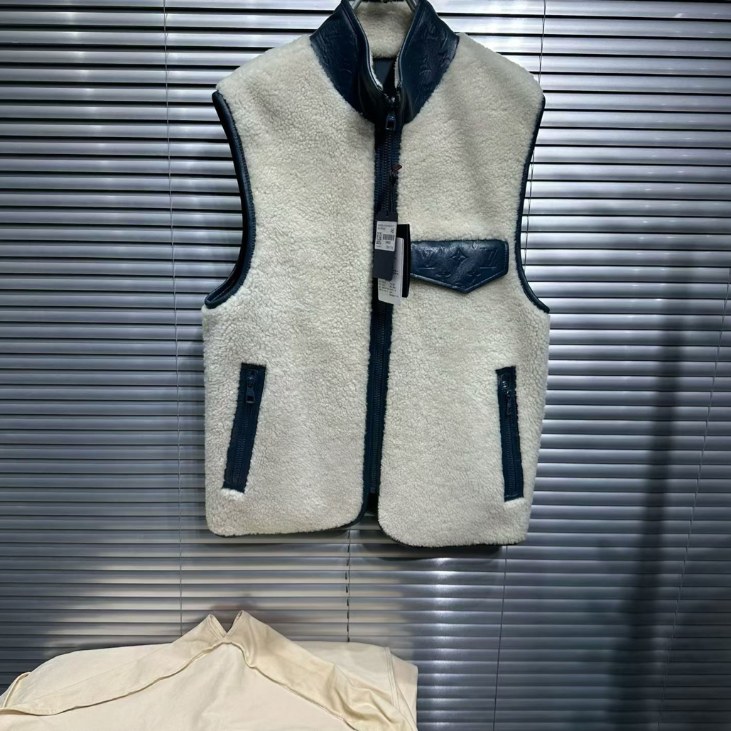 未使用 LouisVuitton/路易威登 老花拼接羊羔毛立领马甲/46码
