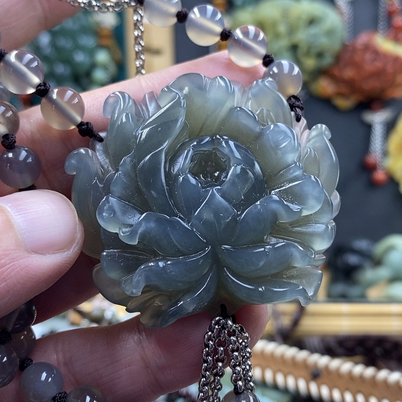 【闪购商品】未镶嵌蛇纹石玉吊坠