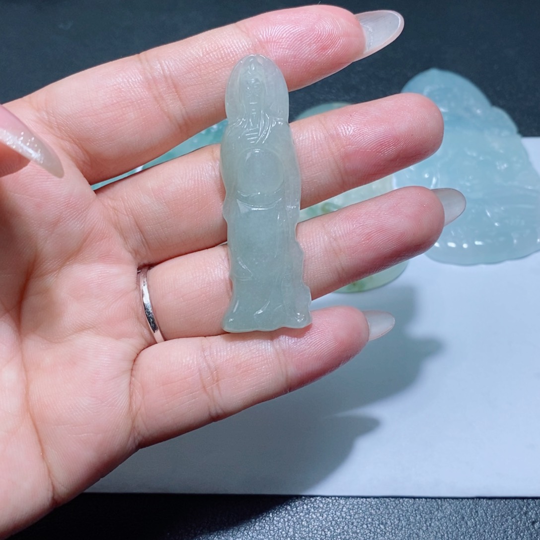 定制翡翠未镶嵌定制
